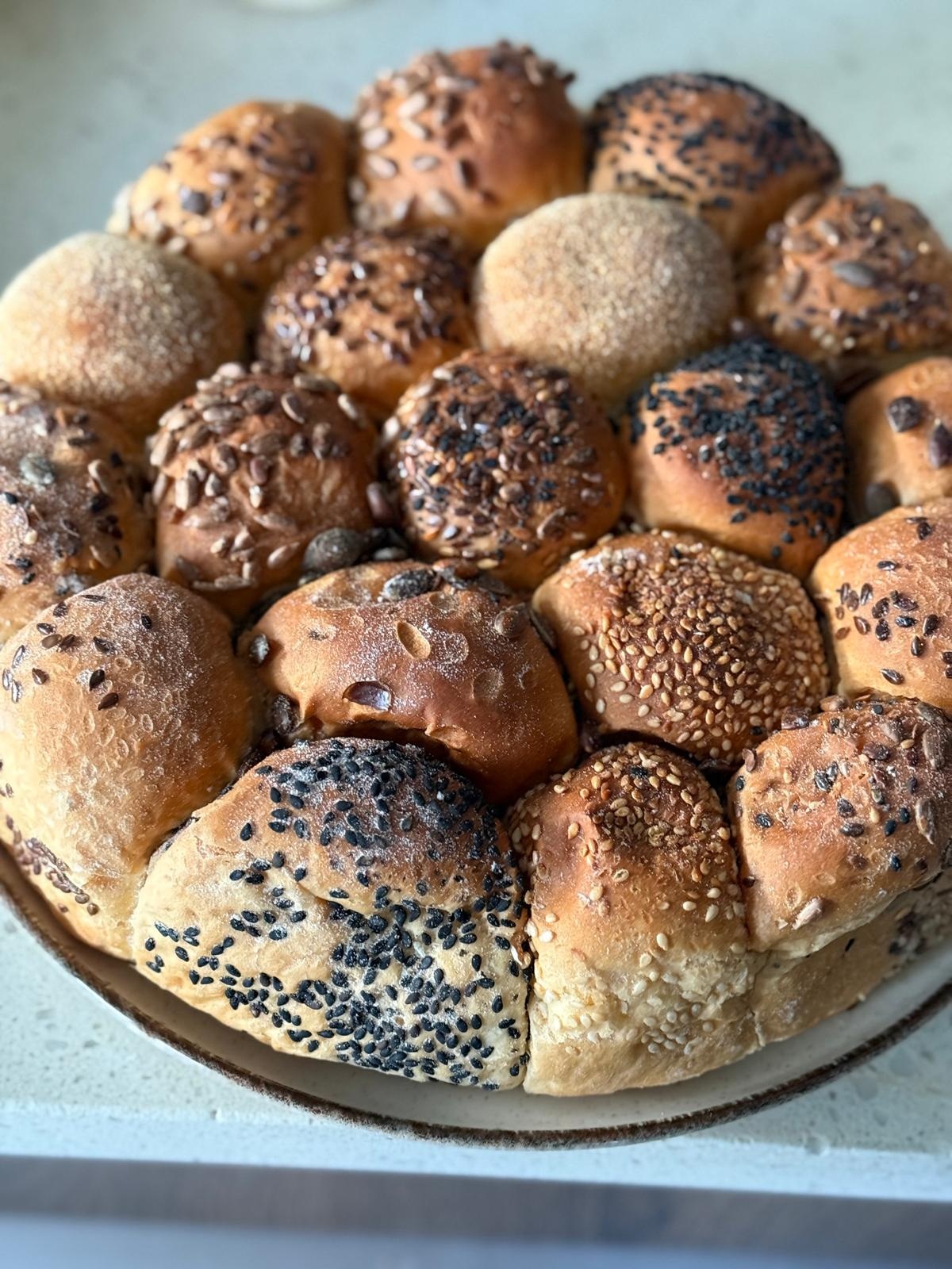 Seeded Partybrot tear-and-share bread